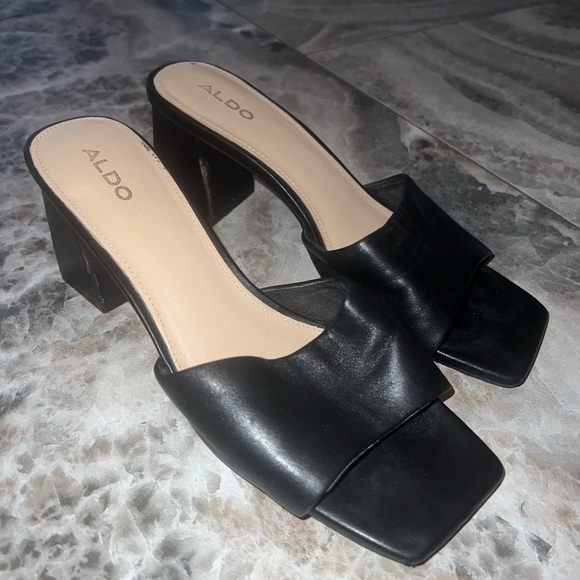 ALDO Women's Velalith Heeled Sandal : 7.5 | LIGHTLY USED - Picture 3 of 5